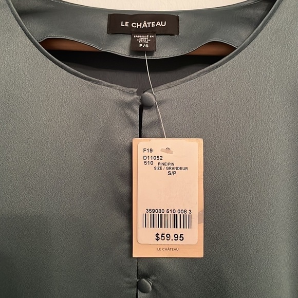 NWT Le Chateau Blouse With Button Details Pine Colour Sz S - Picture 3 of 7